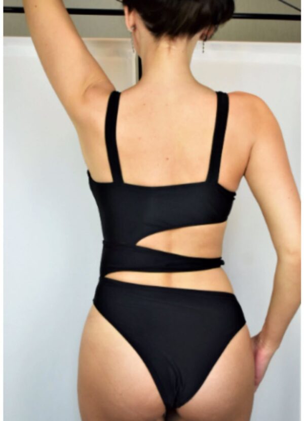 Tie Dye Cutout Sleeveless Wireless Bra Swimsuit - Image 5