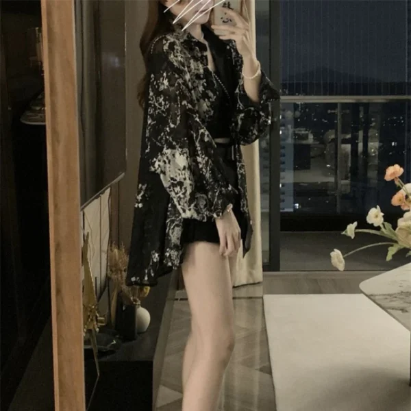 Long Sleeve Shirts Women Loose Tie Dye Gothic Streetwear All-match Casual Tops Students Blouses Vintage Fashion Design Spring - Image 4