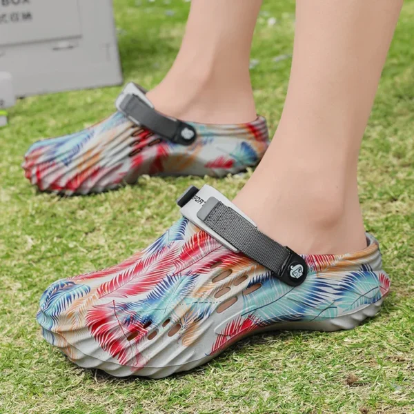 Men Summer Slippers Size 40-47 Fashion Garden Clogs Men Fashion Outdoor Couples Shoes Luxury Sandals Comfort Home Soft Slippers - Image 5