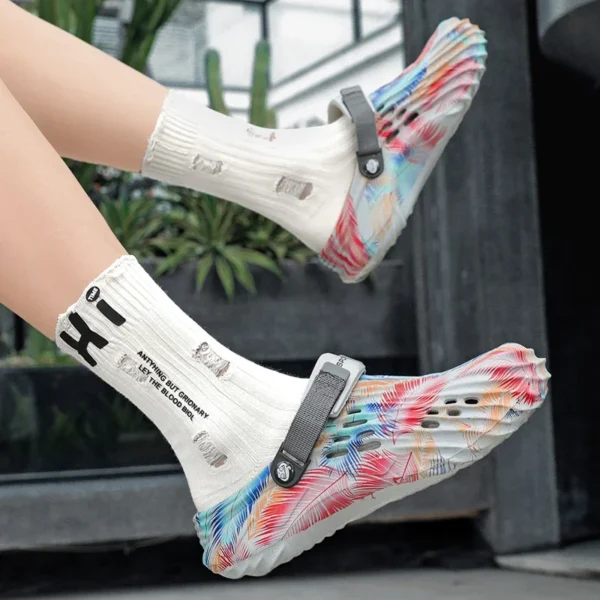 Men Summer Slippers Size 40-47 Fashion Garden Clogs Men Fashion Outdoor Couples Shoes Luxury Sandals Comfort Home Soft Slippers - Image 6