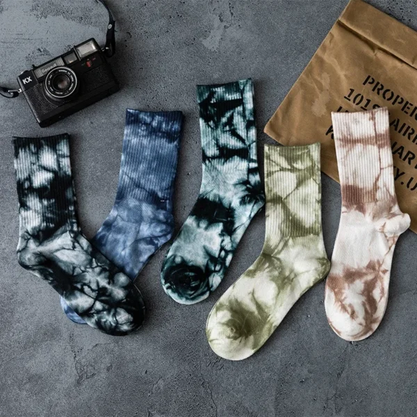 3 pairs of gift boxed men's and women's cotton socks, street vortex high dye Harajuku hip-hop couple fashion sports socks - Image 3